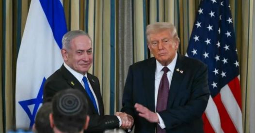 Trump presenta un piano in 20 punti per Gaza; Hamas lo definisce "vago"