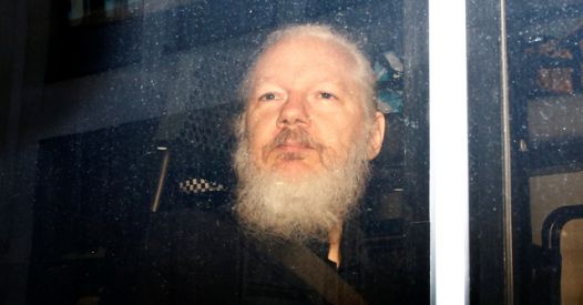 Lunedì 24 gennaio l''Alta Corte di Londra decide sul ricorso di Assange
