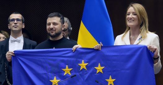 Perché non è una "nuova Maidan": solo i carri armati russi manderanno “in pensione” Zelenskij