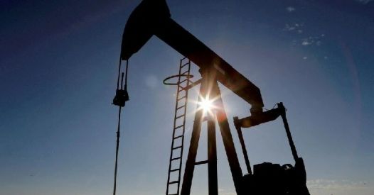 EU zaostrila sankcije proti Rusiji, Indija kljub grožnjam ZDA ostaja ključni uvoznik ruske nafte