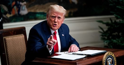 Trump annuncia (senza prove) che gli Usa hanno attaccato una "barca carica di droga partita dal Venezuela"