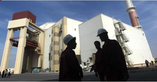 Iran in Rusija podpišujeta sporazum o gradnji jedrskih elektrarn, Saudska Arabija pa vojaški pakt s Pakistanom