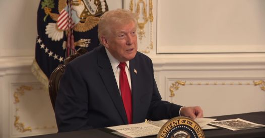 Trump: "Lo spazio aereo sopra e intorno al Venezuela è completamente chiuso"