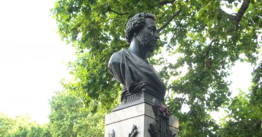 Ukrajinski poslanec predlaga vključitev ruskih prostovoljcev v evropski dialog, Evropska ljudska stranka pa grozi s proračunskimi težavami Von der Leynove