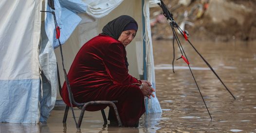 Izrael izvaja napade v Gazi in na Zahodnem bregu kljub prekinitvi ognja, napetosti naraščajo