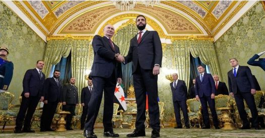 Il presidente siriano chiede di "ridefinire" i legami tra Russia e Siria nella prima visita a Mosca