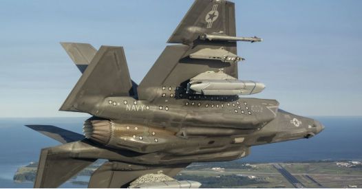 Prihodki največjih orožarskih podjetij leta 2024 dosegli rekordnih 679 milijard dolarjev