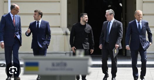 Samomor 26-letne zapornice v Solliccianu in kritika "koalicije voljnih"