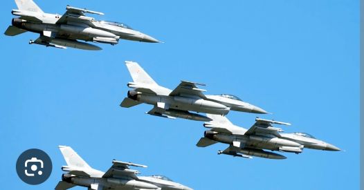 I droni e le "urgenze" della storia secondo il Corriere