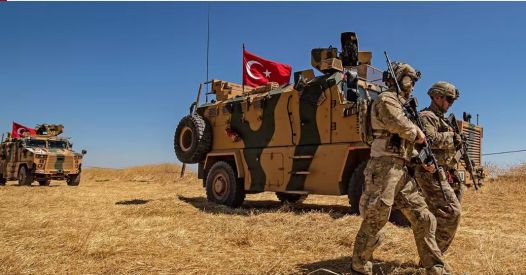 La Siria chiede supporto militare alla Turchia per "contrastare l'ISIS"