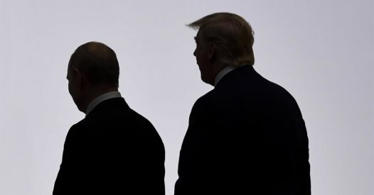 Pepe Escobar - Scontro Orso-Aquila in Alaska: Addio Ucraina, benvenuto Artico