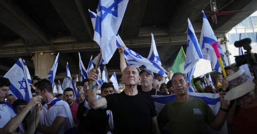 Agenti del Mossad a Parma per l'ordine pubblico? Il Governo Meloni risponda