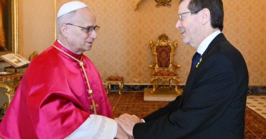 Con Leone XIV anche il Vaticano torna all’Impero